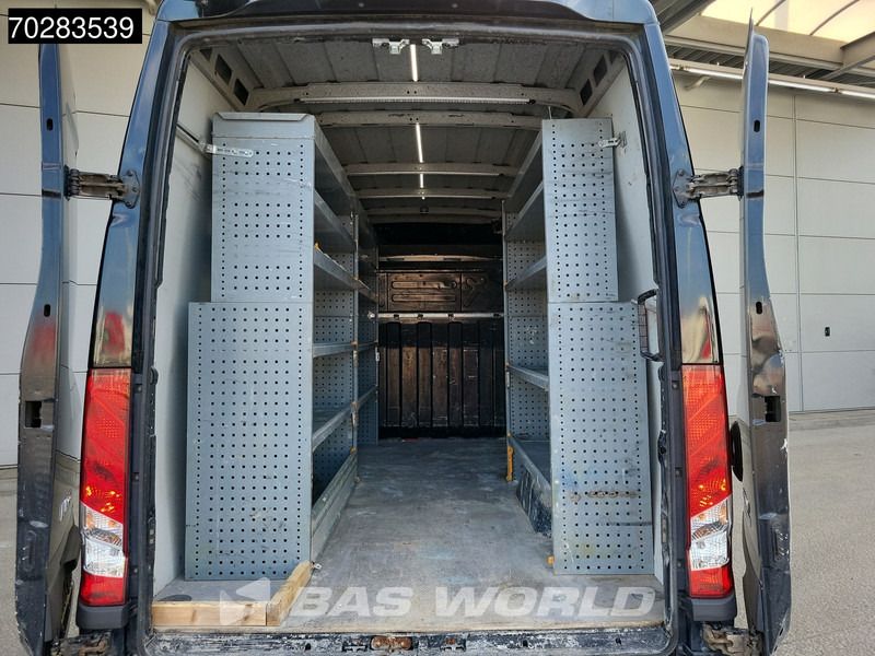 Iveco Daily 52C18 3.0L Automaat L2H2 Dubbellucht 3,5t Trekhaak Airco Cruise Euro6 L2 12m3 Airco Trekhaak Cruise control - Furgão: foto 3 Iveco Daily 52C18 3.0L Automaat L2H2 Dubbellucht 3,5t Trekhaak Airco Cruise Euro6 L2 12m3 Airco Trekhaak Cruise control - Furgão: foto 3