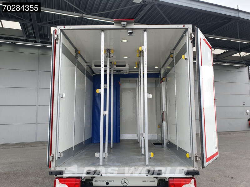 Mercedes-Benz 314 CDI Bi Temp Koelwagen Vriezer Automaat Zijdeur Thermo King V-300 Max Euro6 Koeler Koel Vries Vriezer Kühlwagen Frigo 15m3 Airco - Carrinha frigorífica: foto 3 Mercedes-Benz 314 CDI Bi Temp Koelwagen Vriezer Automaat Zijdeur Thermo King V-300 Max Euro6 Koeler Koel Vries Vriezer Kühlwagen Frigo 15m3 Airco - Carrinha frigorífica: foto 3