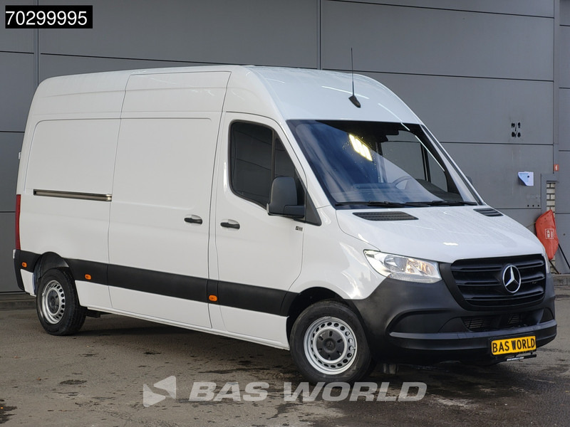 Mercedes-Benz Sprinter 311 CDI L2H2 Airco Cruise MBUX CarPlay Euro6 L2 Airco Cruise control - Furgão compacto: foto 3 Mercedes-Benz Sprinter 311 CDI L2H2 Airco Cruise MBUX CarPlay Euro6 L2 Airco Cruise control - Furgão compacto: foto 3