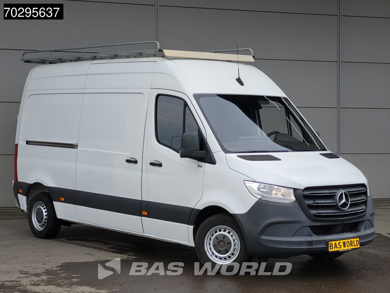 Mercedes-Benz Sprinter 311 CDI L2H2 Airco Cruise MBUX CarPlay Imperiaal Euro6 L2 12m3 Airco Cruise control - Furgão compacto: foto 3 Mercedes-Benz Sprinter 311 CDI L2H2 Airco Cruise MBUX CarPlay Imperiaal Euro6 L2 12m3 Airco Cruise control - Furgão compacto: foto 3
