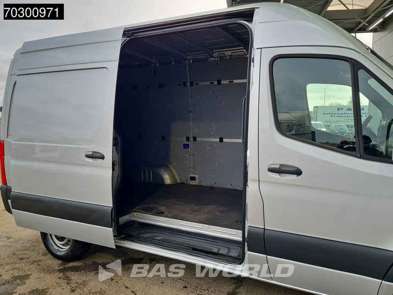 Furgão compacto Mercedes-Benz Sprinter 315 CDI Automaat L2H2 150PK Airco Camera Parkeersensoren MBUX CarPlay Euro6 L2 Airco: foto 7 Furgão compacto Mercedes-Benz Sprinter 315 CDI Automaat L2H2 150PK Airco Camera Parkeersensoren MBUX CarPlay Euro6 L2 Airco: foto 7