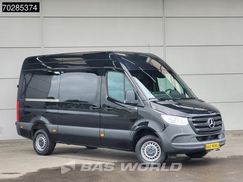 Mercedes-Benz Sprinter 317 CDI Automaat 3,5t Trekhaak L2H2 170PK Airco Camera MBUX Euro6 L2 12m3 Airco Trekhaak - Furgão: foto 5 Mercedes-Benz Sprinter 317 CDI Automaat 3,5t Trekhaak L2H2 170PK Airco Camera MBUX Euro6 L2 12m3 Airco Trekhaak - Furgão: foto 5