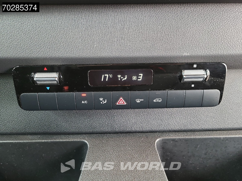 Furgão Mercedes-Benz Sprinter 317 CDI Automaat 3,5t Trekhaak L2H2 170PK Airco Camera MBUX Euro6 L2 12m3 Airco Trekhaak: foto 16