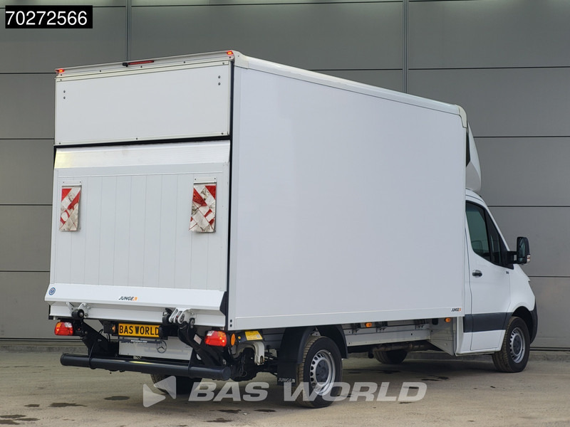 Mercedes-Benz Sprinter 317 CDI Bakwagen Automaat Laadklep Camera Meubelbak Koffer LBW 20m3 Airco - Carrinha de contentor: foto 5 Mercedes-Benz Sprinter 317 CDI Bakwagen Automaat Laadklep Camera Meubelbak Koffer LBW 20m3 Airco - Carrinha de contentor: foto 5