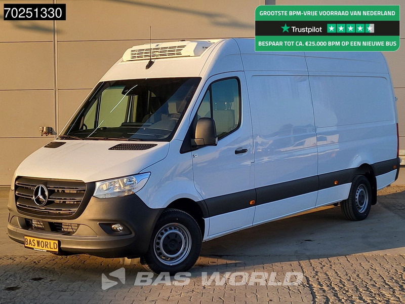 Mercedes-Benz Sprinter 317 CDI L3H2 Koelwagen Thermo King V-200 MAX 230V Stekker Trekhaak Airco Cruise Camera Navi Koeler Koel Kühlwagen 12m3 Airco Tre - Carrinha frigorífica: foto 1 Mercedes-Benz Sprinter 317 CDI L3H2 Koelwagen Thermo King V-200 MAX 230V Stekker Trekhaak Airco Cruise Camera Navi Koeler Koel Kühlwagen 12m3 Airco Tre - Carrinha frigorífica: foto 1