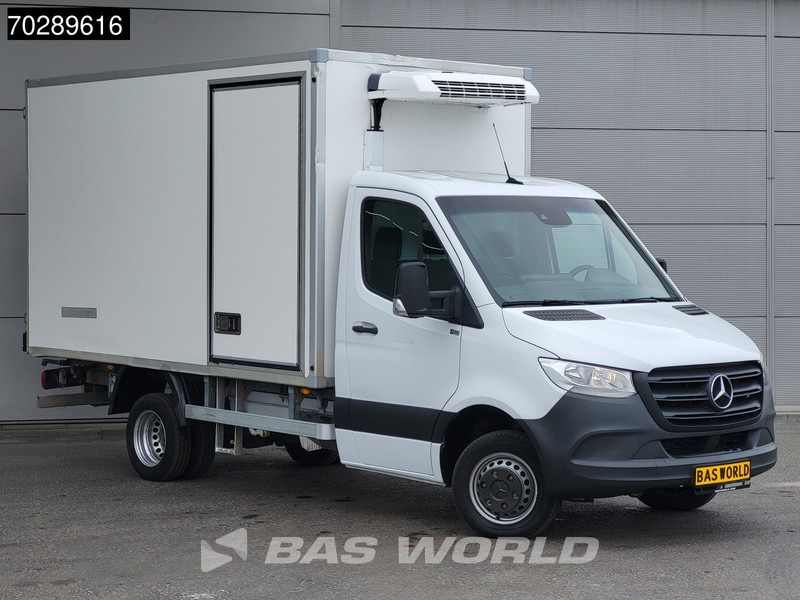 Mercedes-Benz Sprinter 515 CDI Koelwagen Dubbellucht Zijdeur Thermo King 230v-Stekker Airco Cruise MBUX CarPlay Euro6 Koel Koeler Kühl Kühler Kühlwagen - Carrinha frigorífica: foto 3 Mercedes-Benz Sprinter 515 CDI Koelwagen Dubbellucht Zijdeur Thermo King 230v-Stekker Airco Cruise MBUX CarPlay Euro6 Koel Koeler Kühl Kühler Kühlwagen - Carrinha frigorífica: foto 3