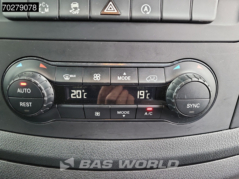 Furgão compacto Mercedes-Benz Vito 114 Automaat L2H1 Trekhaak Navi Airco Cruise Camera Parkeersensoren Euro6 L2 5m3 Airco Trekhaak Cruise control: foto 15
