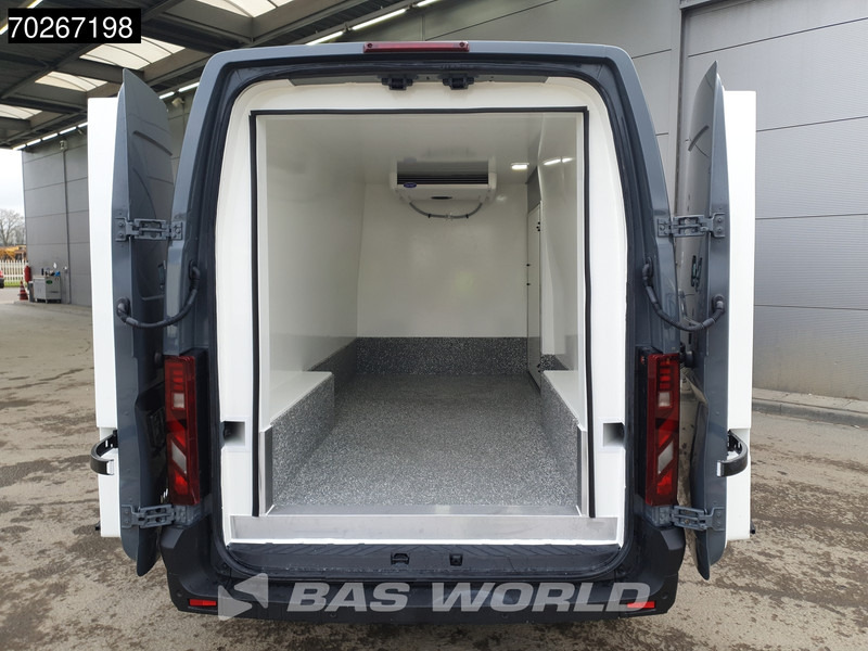 Renault Master 130pk Koelwagen Vriezer -18 Carrier Xarios 200 230V stekker LED Camera Parkeersensoren Airco Cruise Vries Koeler Kühlwagen Kühler Frig - Carrinha frigorífica: foto 5 Renault Master 130pk Koelwagen Vriezer -18 Carrier Xarios 200 230V stekker LED Camera Parkeersensoren Airco Cruise Vries Koeler Kühlwagen Kühler Frig - Carrinha frigorífica: foto 5