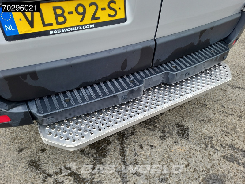 Carrinha frigorífica Renault Master 180PK Koelwagen 2x Schuifdeur Carrier Navi LED Airco Cruise Camera Parkeersensoren APK 07-2026 Euro6 Koel Koeler Koelwagen Kühl Kühler: foto 11 Carrinha frigorífica Renault Master 180PK Koelwagen 2x Schuifdeur Carrier Navi LED Airco Cruise Camera Parkeersensoren APK 07-2026 Euro6 Koel Koeler Koelwagen Kühl Kühler: foto 11