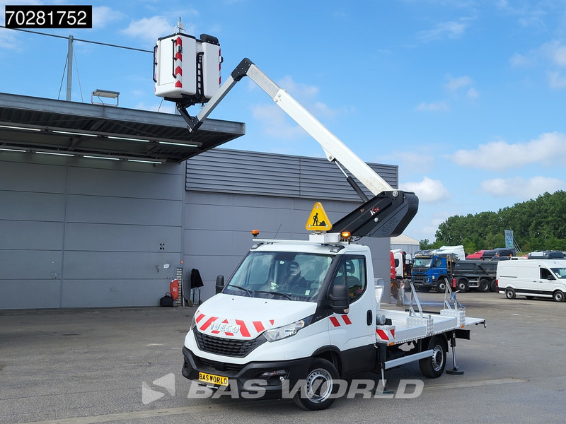 Iveco Daily 35S14 Hoogwerker 11meter Werkhoogte Klubb Navi Airco Cruise Cmaera Parkeersensoren Nacelle Arbeitsbühne 2Personen Airco Cruise c - Veículo comercial: foto 3 Iveco Daily 35S14 Hoogwerker 11meter Werkhoogte Klubb Navi Airco Cruise Cmaera Parkeersensoren Nacelle Arbeitsbühne 2Personen Airco Cruise c - Veículo comercial: foto 3