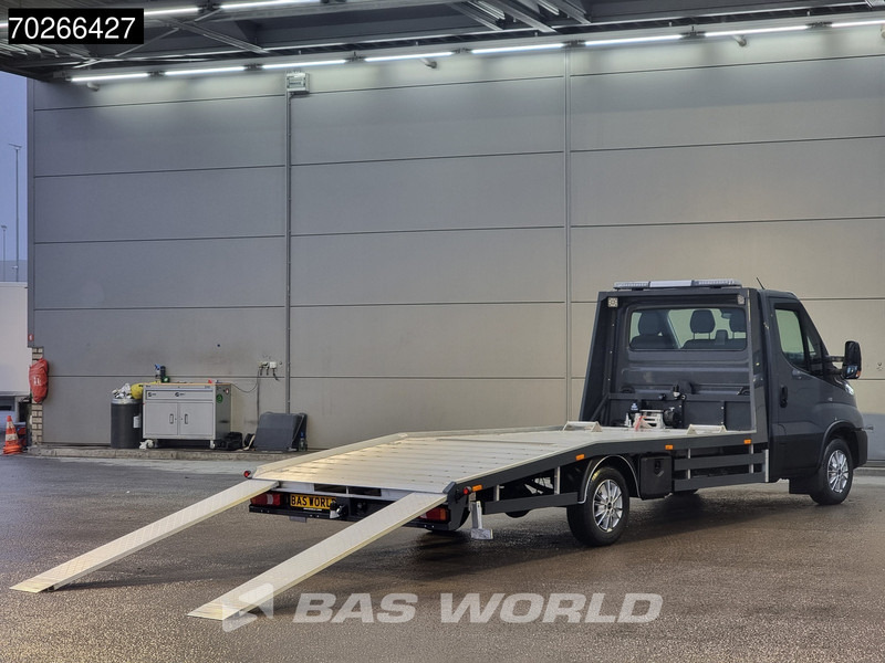 Iveco Daily 35S18 3.0L Automaat Autotransporter 2025model LED ACC Lier Zwaailamp Oprijwagen Cartransporter Airco - Veículo comercial: foto 3 Iveco Daily 35S18 3.0L Automaat Autotransporter 2025model LED ACC Lier Zwaailamp Oprijwagen Cartransporter Airco - Veículo comercial: foto 3