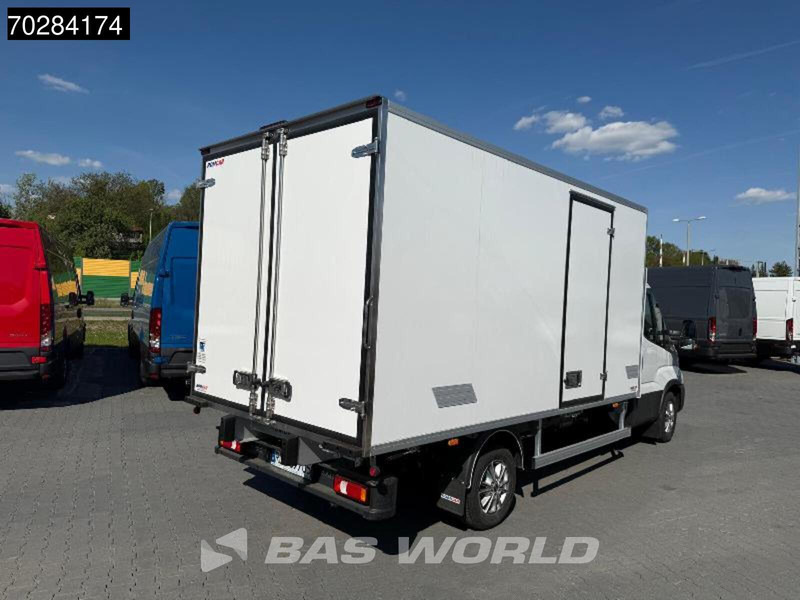 Carrinha frigorífica novo Iveco Daily 35S18 3.0L Koelwagen Vriezer Themo King V-300 MAX LED Airco Euro6 Koel Koeler Vries Vriezer Kühlwagen Kühlkoffer Frigo A/C: foto 6