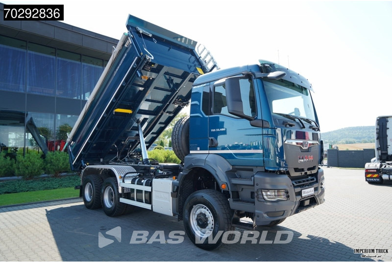 MAN TGS 33.480 TGS 6X6 11m3 KH-3-Way Kipper 6x6 Steel Suspension Automatic Big-Axle Euro 6 - Camião basculante: foto 5 MAN TGS 33.480 TGS 6X6 11m3 KH-3-Way Kipper 6x6 Steel Suspension Automatic Big-Axle Euro 6 - Camião basculante: foto 5
