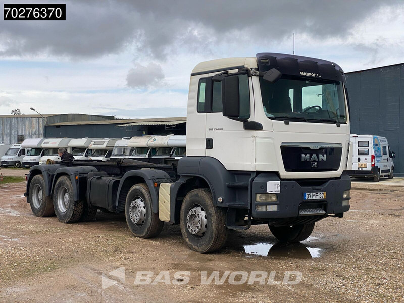 MAN TGS 35.400 8X4 Manual Retarder Big-Axle Steelsuspension Euro 5 - Camião polibenne: foto 3 MAN TGS 35.400 8X4 Manual Retarder Big-Axle Steelsuspension Euro 5 - Camião polibenne: foto 3