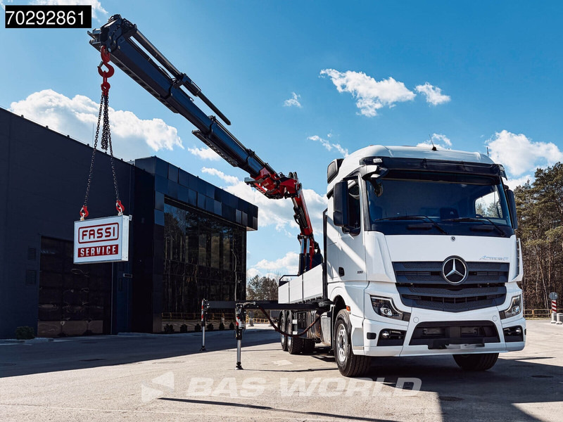 Mercedes-Benz Actros 2651 Actros 6X4 Fassi F486 Led Navi Euro 6 - Camião de caixa aberta/ Plataforma, Camião grua: foto 3 Mercedes-Benz Actros 2651 Actros 6X4 Fassi F486 Led Navi Euro 6 - Camião de caixa aberta/ Plataforma, Camião grua: foto 3