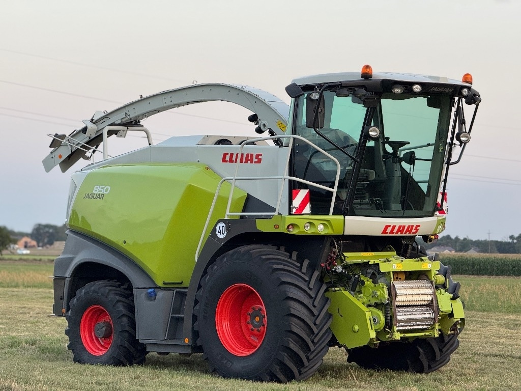 Claas Jaguar 850 Allrad - Picadora de forragem automotriz: foto 2 Claas Jaguar 850 Allrad - Picadora de forragem automotriz: foto 2