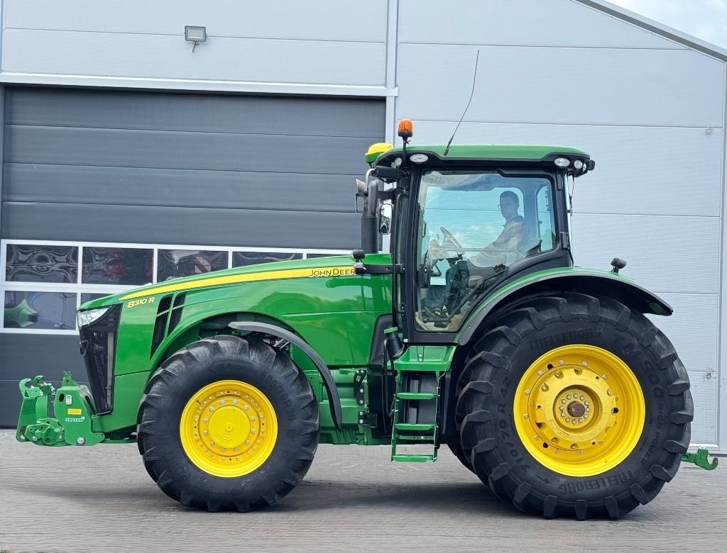 John Deere 8310 R - Trator: foto 4 John Deere 8310 R - Trator: foto 4