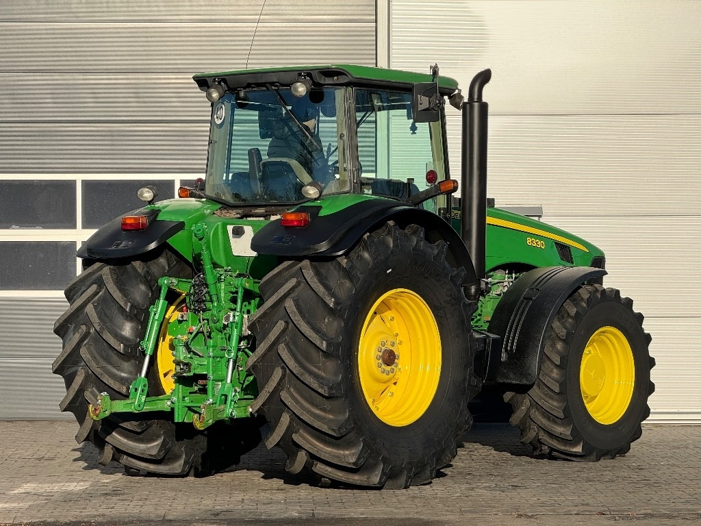 Trator John Deere 8330 AutoPower: foto 9