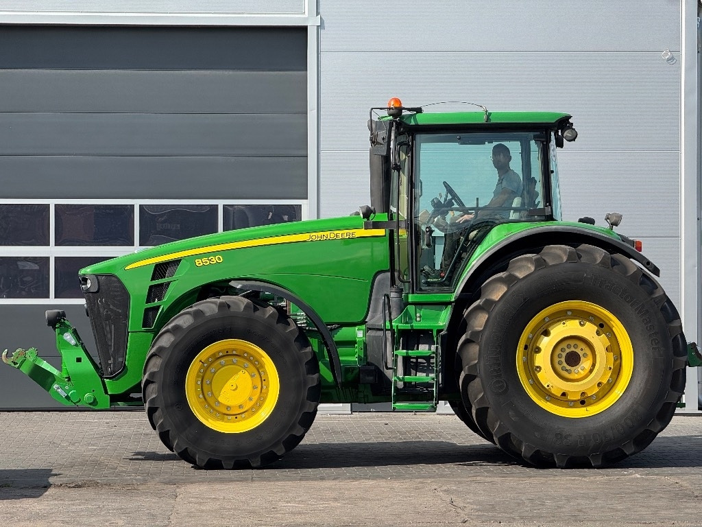 John Deere 8530 AutoPower - Trator: foto 5 John Deere 8530 AutoPower - Trator: foto 5