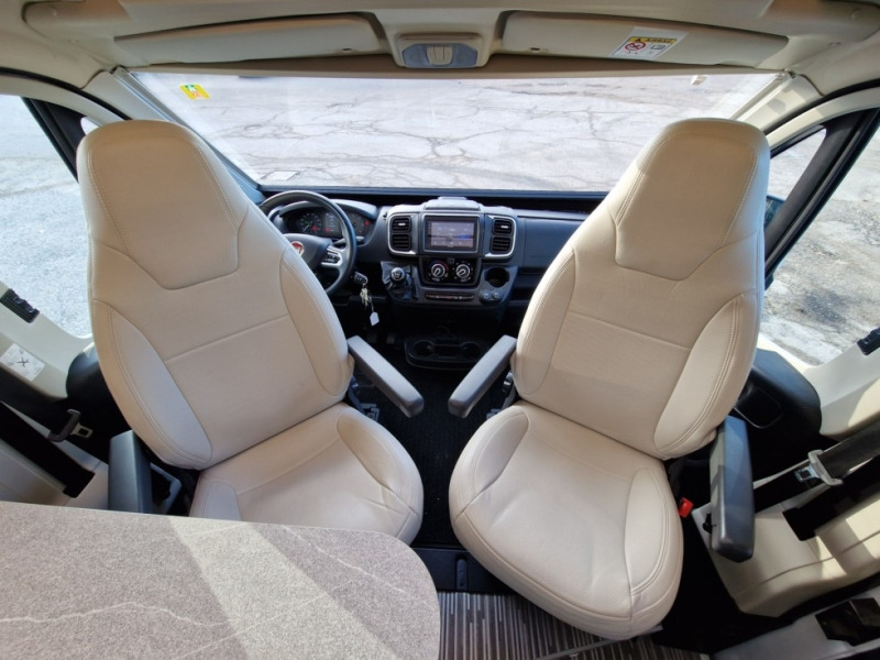 Mc Louis Menfys 540 Prestige - Campervan: foto 5 Mc Louis Menfys 540 Prestige - Campervan: foto 5