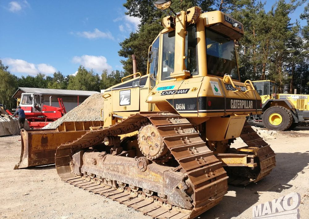 Caterpillar D6N LGP - Buldôzer: foto 3 Caterpillar D6N LGP - Buldôzer: foto 3