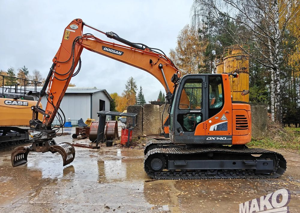 Doosan DX140LCR-5 - Escavadora de rastos: foto 1 Doosan DX140LCR-5 - Escavadora de rastos: foto 1