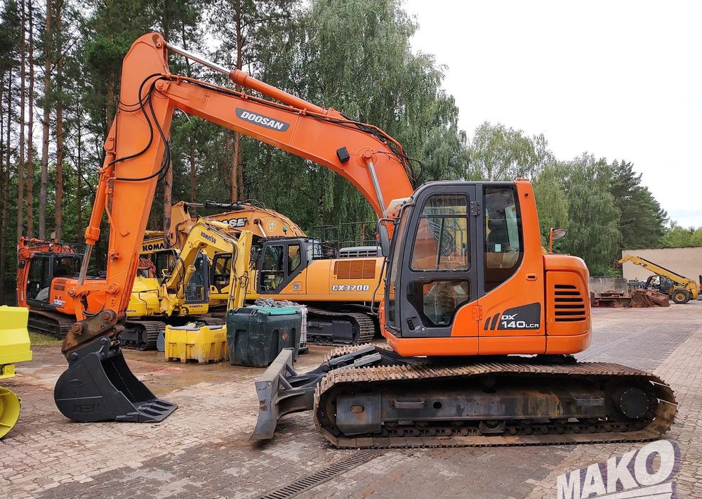 Doosan DX140LCR - Escavadora de rastos: foto 1 Doosan DX140LCR - Escavadora de rastos: foto 1