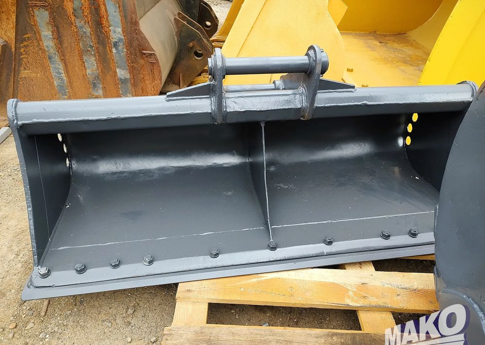 Łyżka skarpowa Rhinox 150cm mocowanie koparko-ładowarka CAT - Equipamento por Máquina de construção: foto 4 Łyżka skarpowa Rhinox 150cm mocowanie koparko-ładowarka CAT - Equipamento por Máquina de construção: foto 4