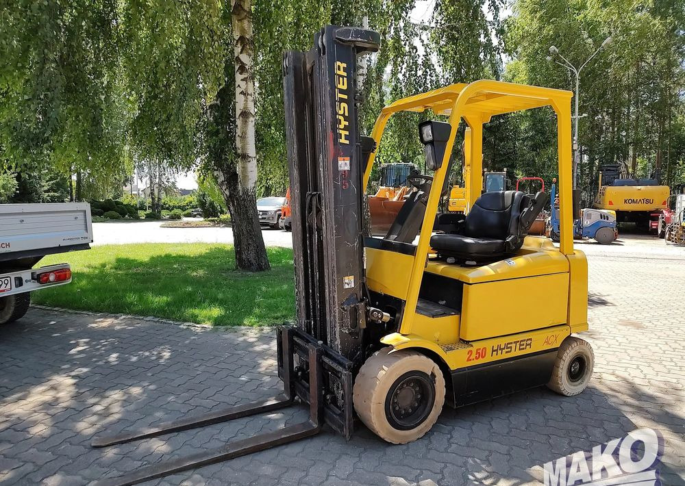 Hyster J2.50XM-717 - Empilhadeira elétrica: foto 1 Hyster J2.50XM-717 - Empilhadeira elétrica: foto 1