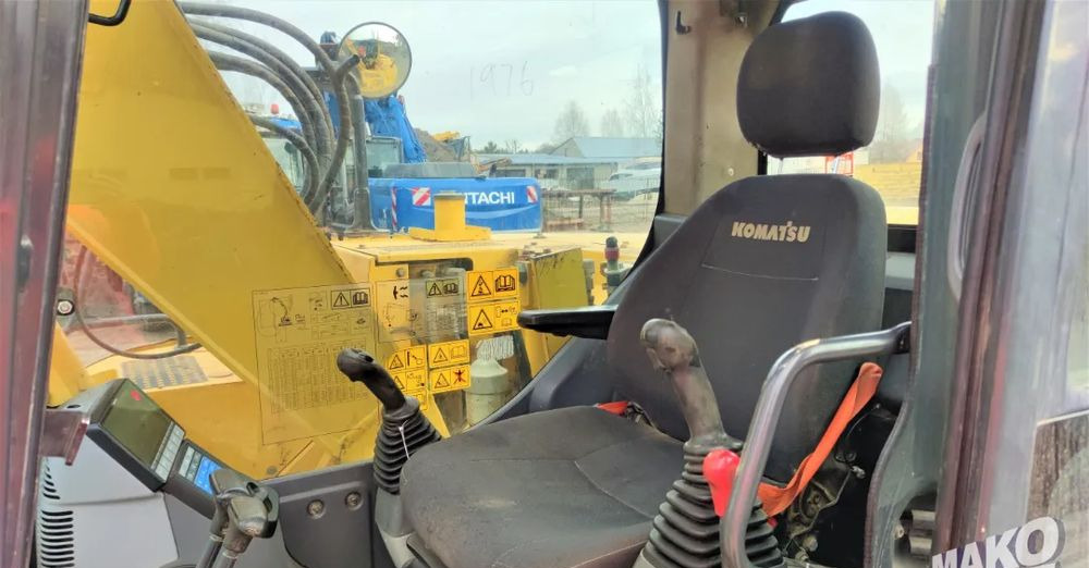 Escavadora de rastos Komatsu PC138 US-8: foto 12