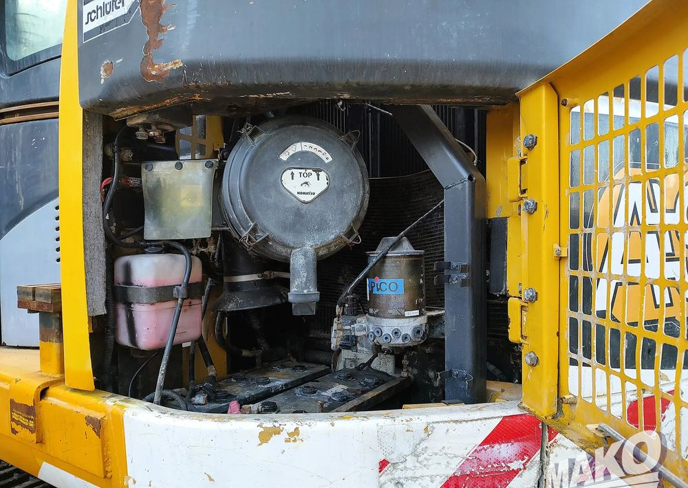 Escavadora de rastos Komatsu PC228USLC-3: foto 10