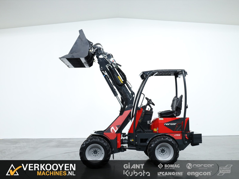 NORCAR a7240 Minishovel - Pá carregadora de rodas: foto 4 NORCAR a7240 Minishovel - Pá carregadora de rodas: foto 4