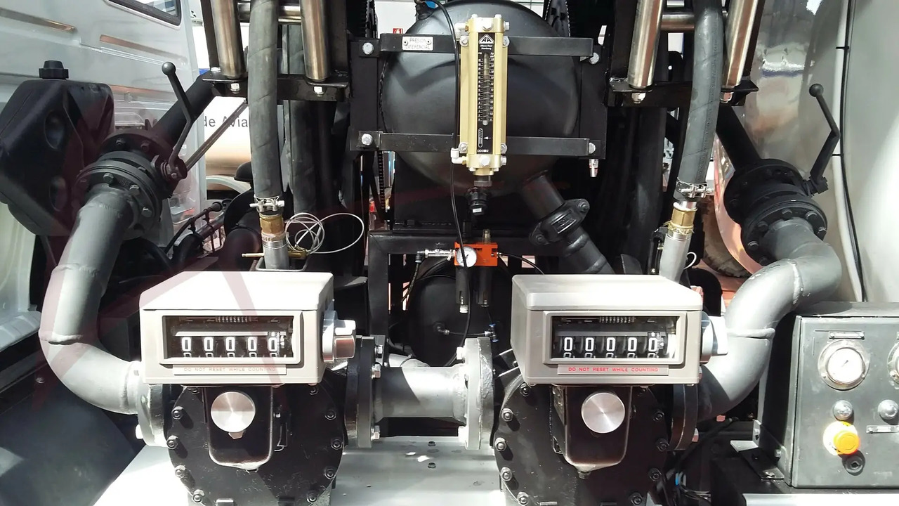 AVGAS B-100 - Caminhão tanque: foto 4 AVGAS B-100 - Caminhão tanque: foto 4