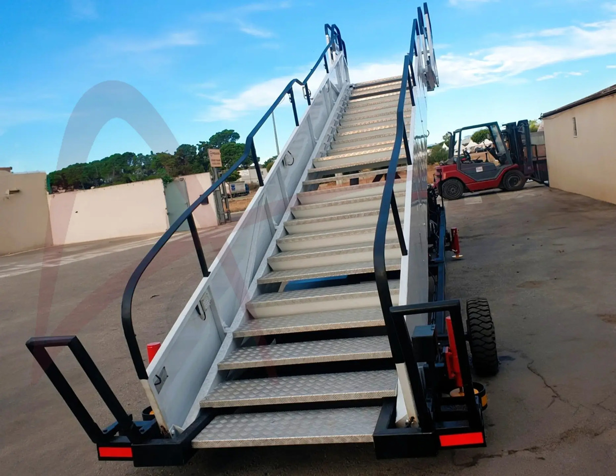 EDGHILL 480-1 - Escada de passageiros: foto 4 EDGHILL 480-1 - Escada de passageiros: foto 4