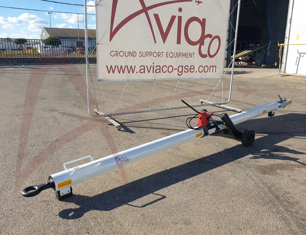 FLADUNG B737 - Equipamento aeroportuário: foto 1 FLADUNG B737 - Equipamento aeroportuário: foto 1