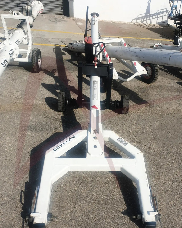 FLADUNG FSST MD80/DC9 - Equipamento aeroportuário: foto 2 FLADUNG FSST MD80/DC9 - Equipamento aeroportuário: foto 2