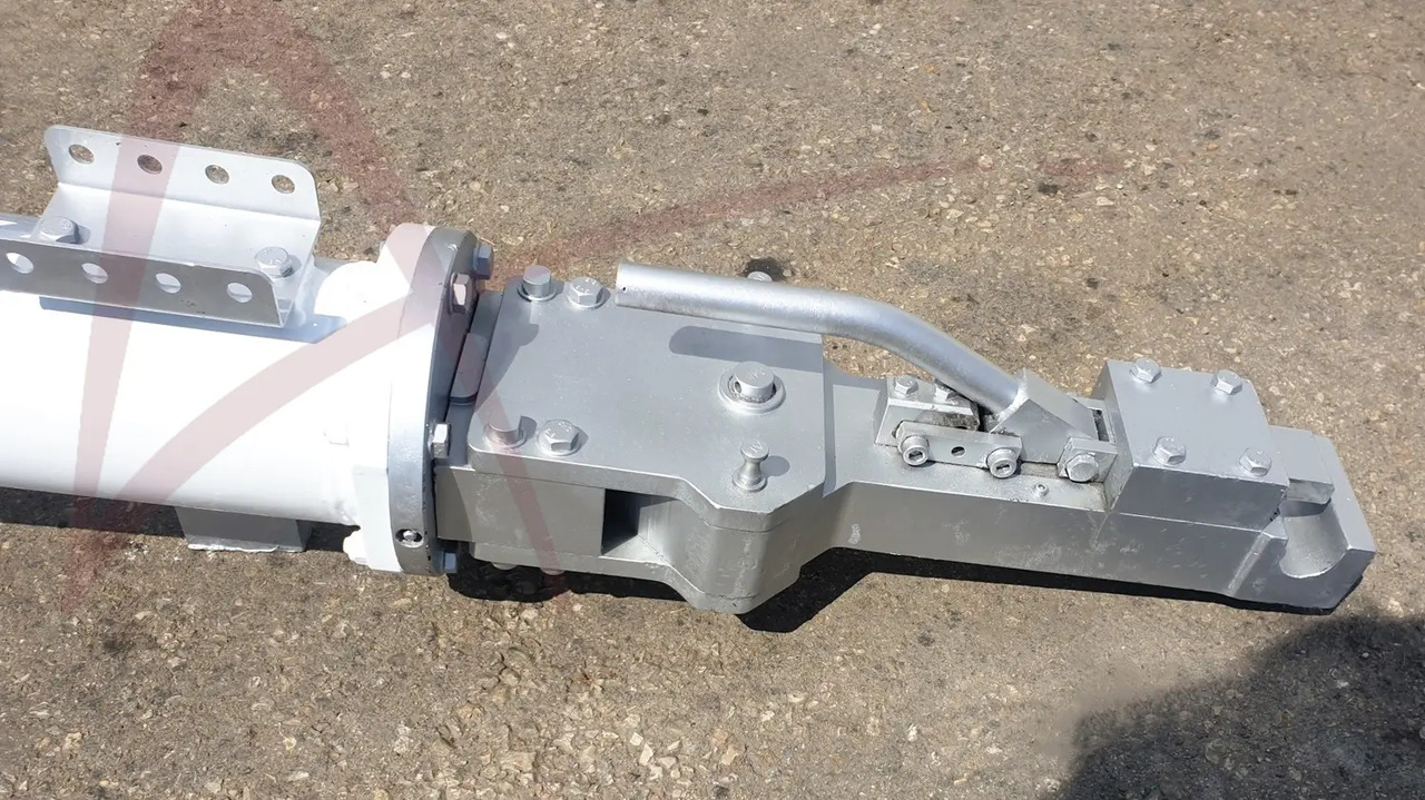 JMS J-TOW 320 - Equipamento aeroportuário: foto 2 JMS J-TOW 320 - Equipamento aeroportuário: foto 2