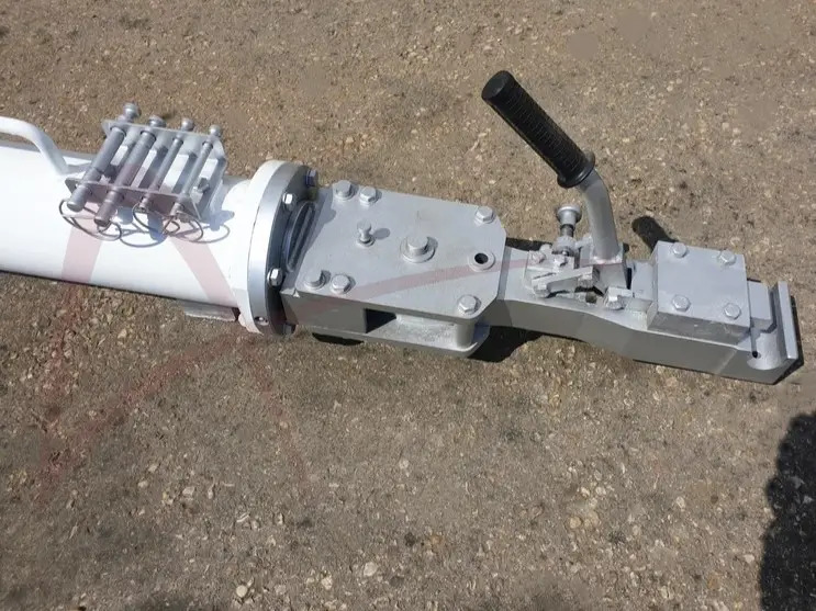 JMS J-TOW C100-P - Equipamento aeroportuário: foto 4 JMS J-TOW C100-P - Equipamento aeroportuário: foto 4