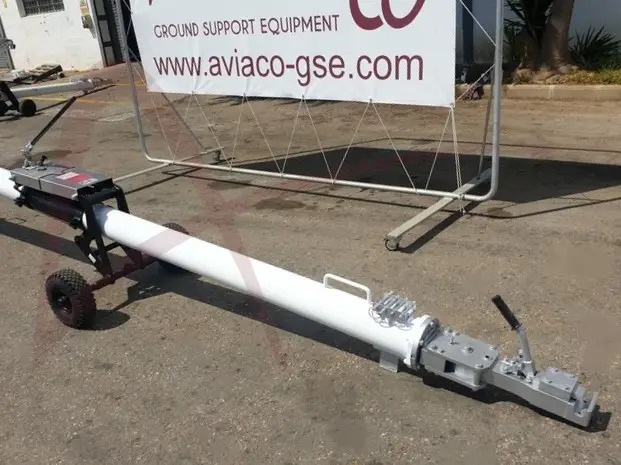 JMS J-TOW C100-P - Equipamento aeroportuário: foto 3 JMS J-TOW C100-P - Equipamento aeroportuário: foto 3