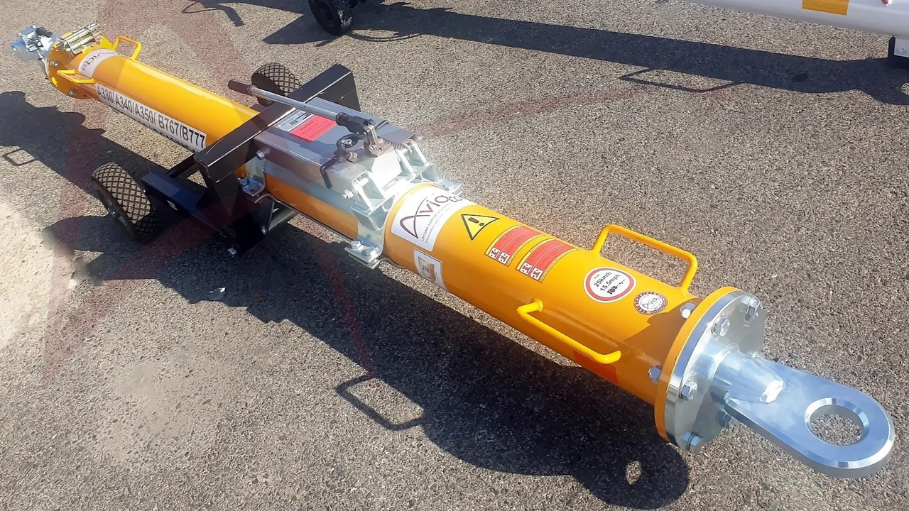 JMS J-TOW VERSA1 - Equipamento aeroportuário: foto 1 JMS J-TOW VERSA1 - Equipamento aeroportuário: foto 1