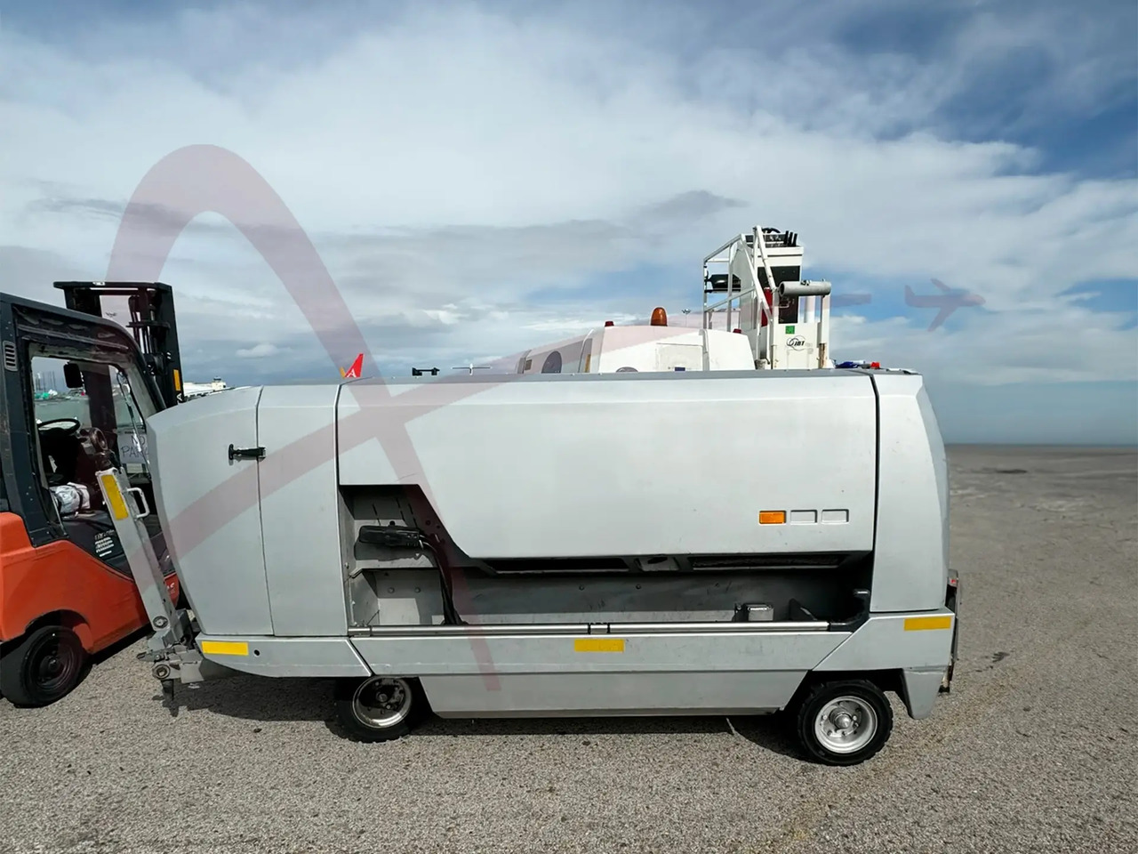 HITZINGER GPU-120MDE18 - Unidade de energia terrestre: foto 1 HITZINGER GPU-120MDE18 - Unidade de energia terrestre: foto 1