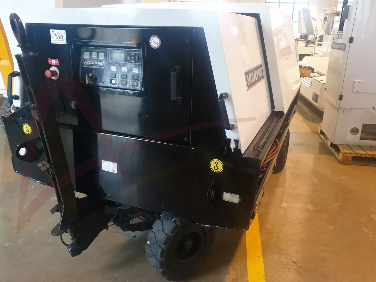 HOUCHIN 490-90 - Unidade de energia terrestre: foto 2 HOUCHIN 490-90 - Unidade de energia terrestre: foto 2