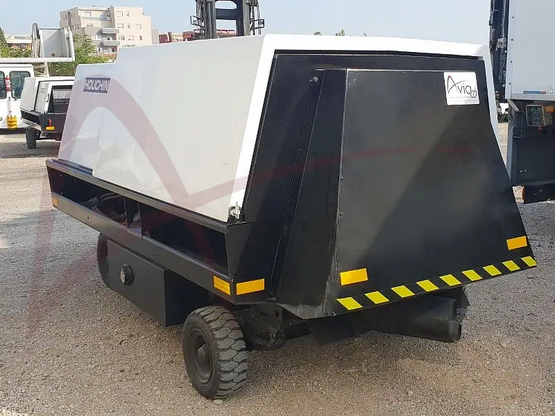 HOUCHIN 690 C90 - Unidade de energia terrestre: foto 1 HOUCHIN 690 C90 - Unidade de energia terrestre: foto 1