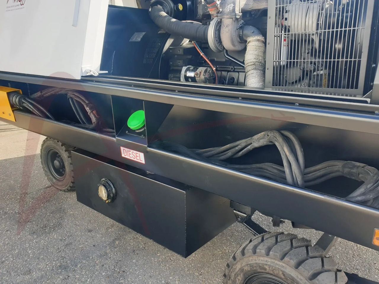 HOUCHIN C690-100DV - Unidade de energia terrestre: foto 4 HOUCHIN C690-100DV - Unidade de energia terrestre: foto 4