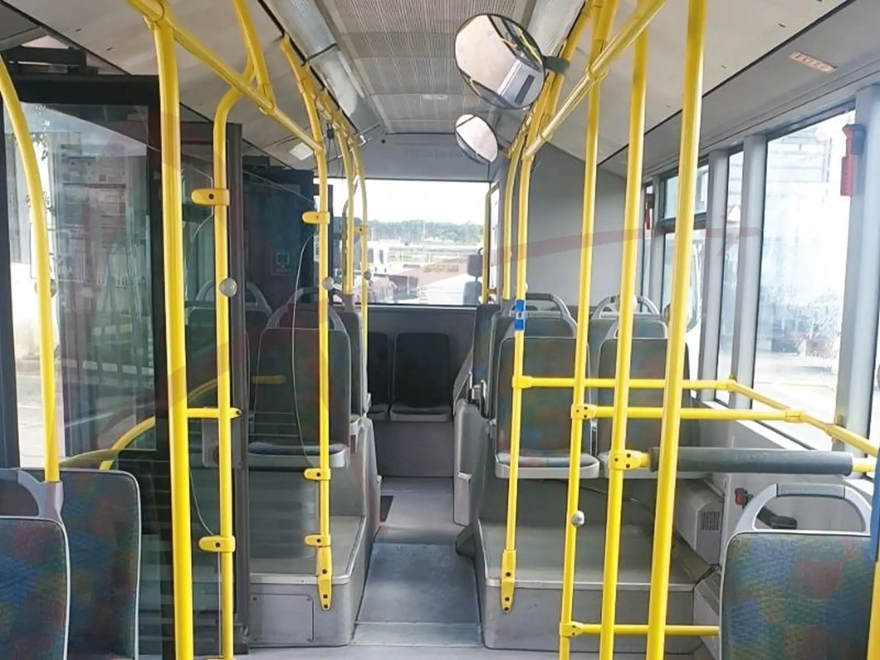 MERCEDES BENZ CITARO - Autocarro de aeroporto: foto 4 MERCEDES BENZ CITARO - Autocarro de aeroporto: foto 4