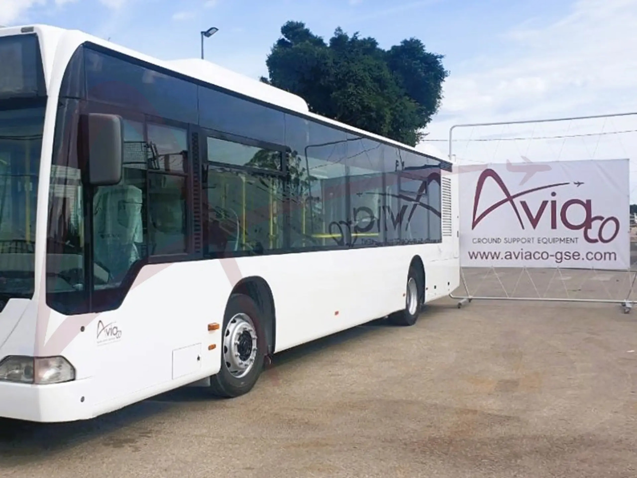 MERCEDES BENZ CITARO - Autocarro de aeroporto: foto 2 MERCEDES BENZ CITARO - Autocarro de aeroporto: foto 2