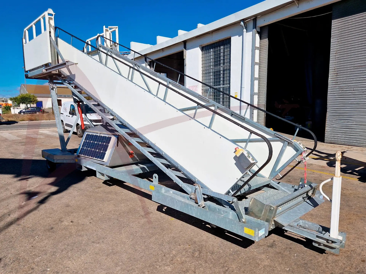 SPS PT-18_2 - Escada de passageiros: foto 2 SPS PT-18_2 - Escada de passageiros: foto 2