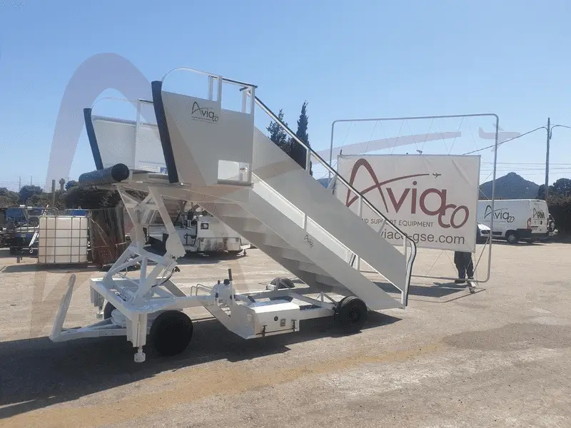 TEMG TG0022 - Escada de passageiros: foto 4 TEMG TG0022 - Escada de passageiros: foto 4