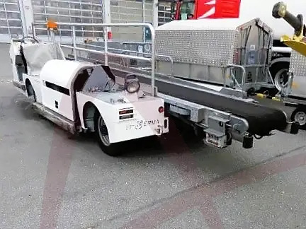 TLD CB2.11.11 - Veículo com correia transportadora: foto 2 TLD CB2.11.11 - Veículo com correia transportadora: foto 2