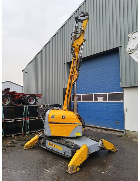 Brokk 330 remote demolition robot sloop kraan excavator - Escavadora de rastos: foto 3 Brokk 330 remote demolition robot sloop kraan excavator - Escavadora de rastos: foto 3